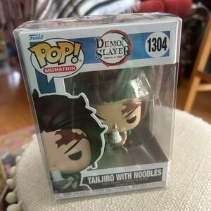 Tanjiro with Noodles Demon Slayer Funko Pop! 1304 + Protector